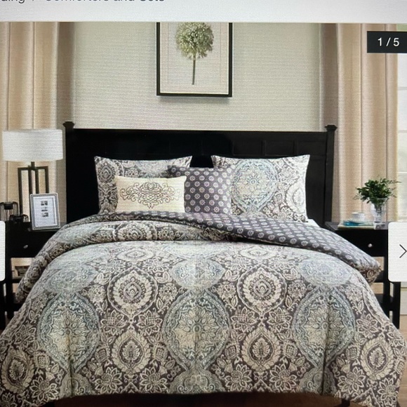Full/Queen VCNY Home 5 piece reversible comforter set - Picture 3 of 9